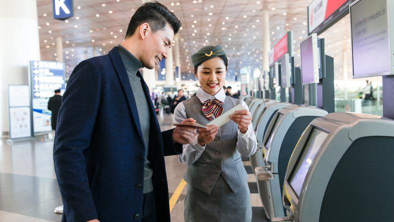 保险像赌博,机票比别家贵,航旅纵横正在疯狂挑战用户底线?